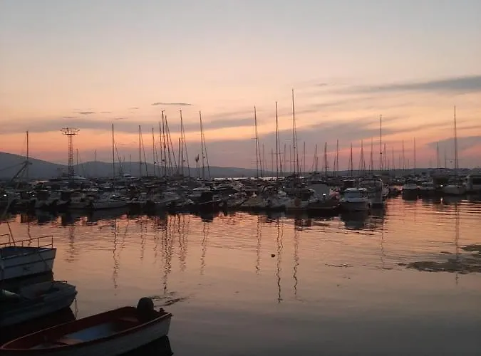 מלון Hotel Sozopol